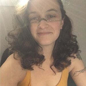 Meet your Posher, Alina